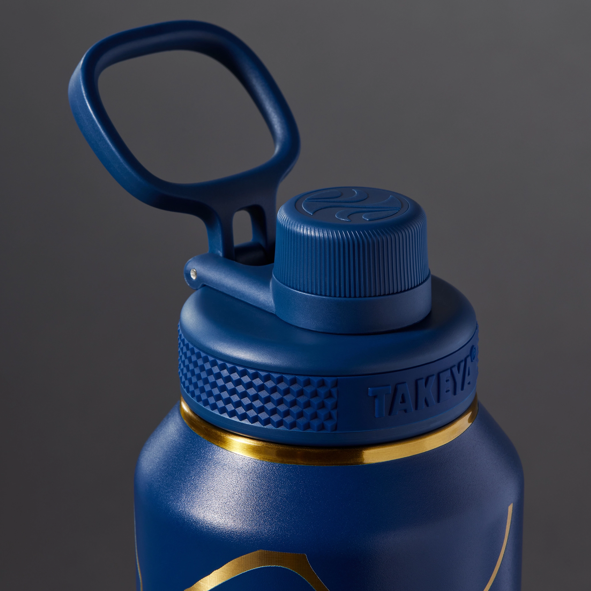 kintsugi-water-bottle-with-spout-lid-y3 51390-TK_HO25_Kintsugi_Takeya9266.png